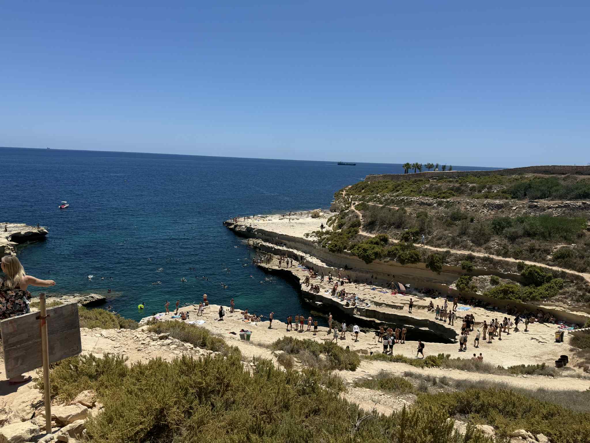 b1ecba04-5ec1-42f1-ad82-3b467c7045c2