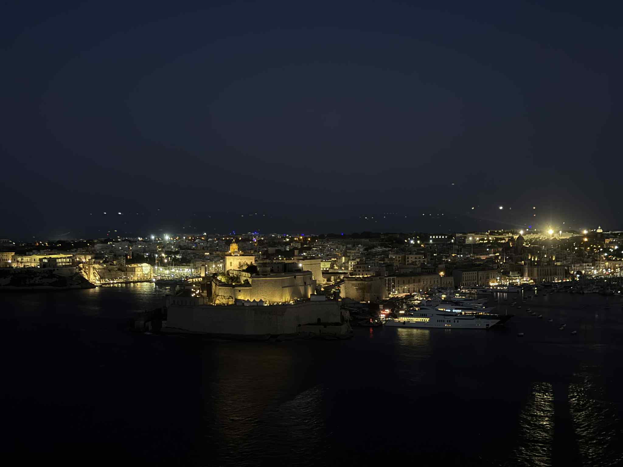 fd899aa7-6133-4404-978a-14604eb306db